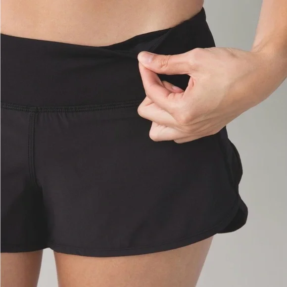Lululemon Speed Short 4-way Stretch, Size 8 - Picture 3 of 10